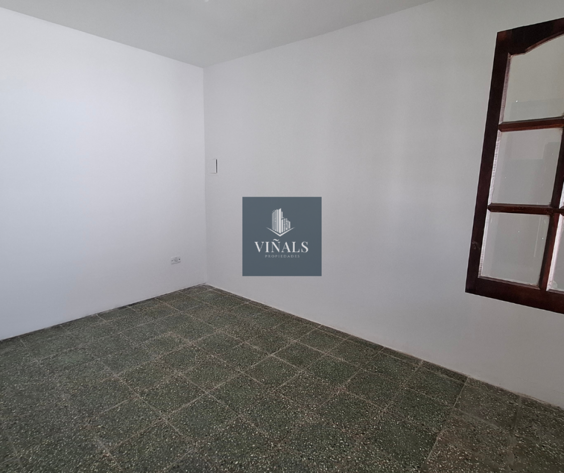 CASA + MONOAMBIENTE EN VENTA, EMBALSE, B° AMAPOLAS