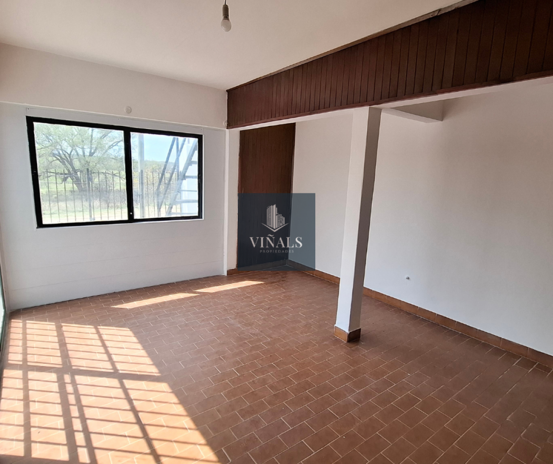 CASA + MONOAMBIENTE EN VENTA, EMBALSE, B° AMAPOLAS