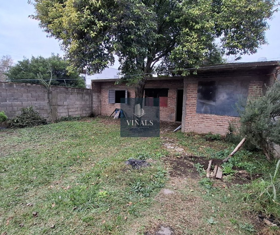 CASA MAS DEPARTAMENTO A TERMINAR EN RIO TERCERO