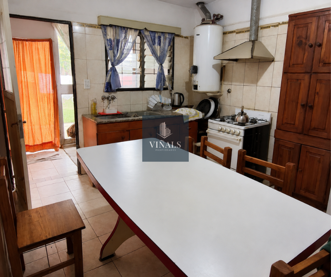 CASA MAS DEPARTAMENTO A TERMINAR EN RIO TERCERO