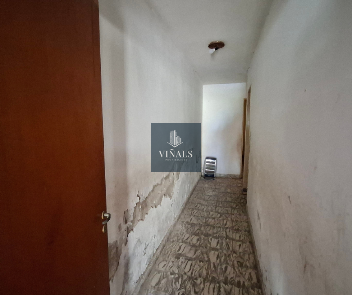 CASA A REFACCIONAR EN EL CENTRO DE EMBALSE