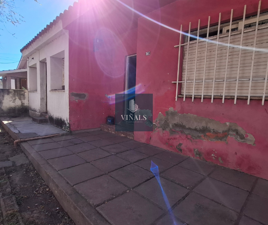 CASA A REFACCIONAR EN EL CENTRO DE EMBALSE