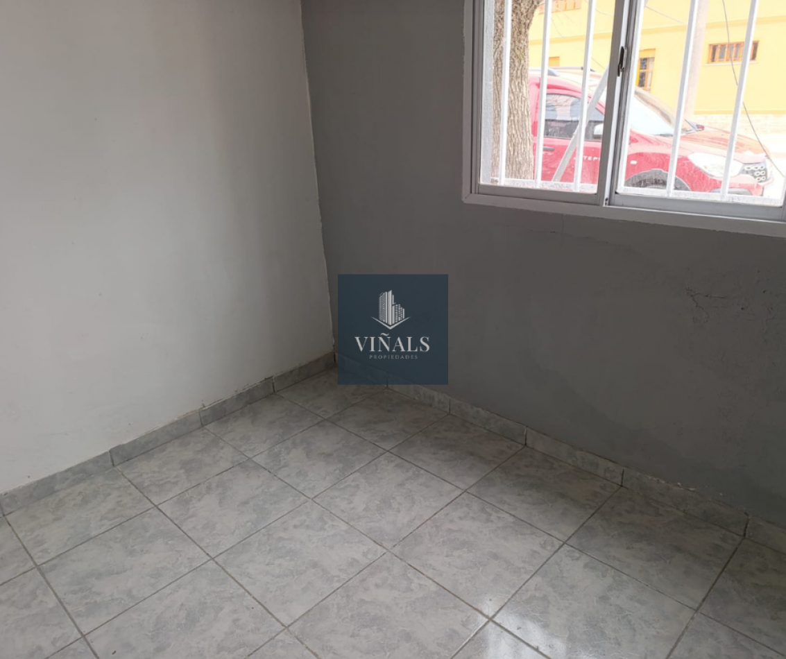 CASA EN LOTE ESQUINA EN ALMAFUERTE