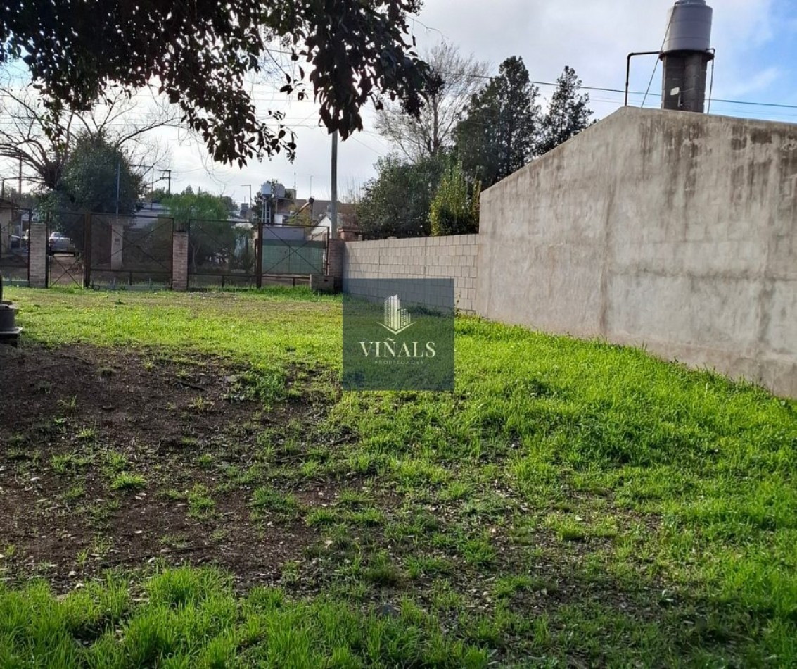 LOTE EN BARRIO LAS FLORES EMBALSE